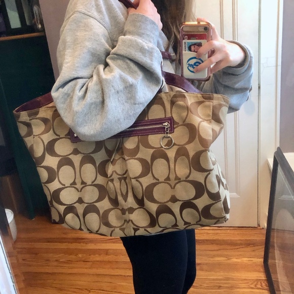 Coach XL Signature Glam Poppy Canvas/Leather - Picture 1 of 5